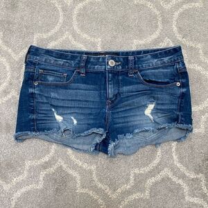 Express Distressed Women's Denim Shorts - size 6